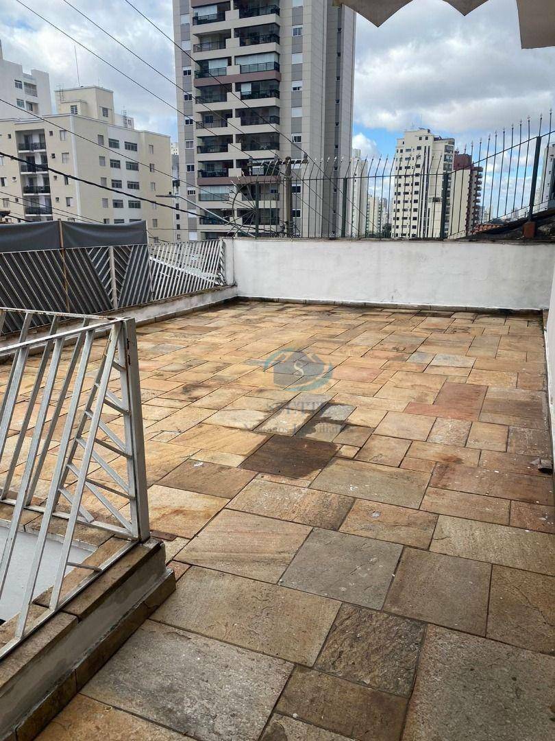 Casa para alugar com 4 quartos, 315m² - Foto 14