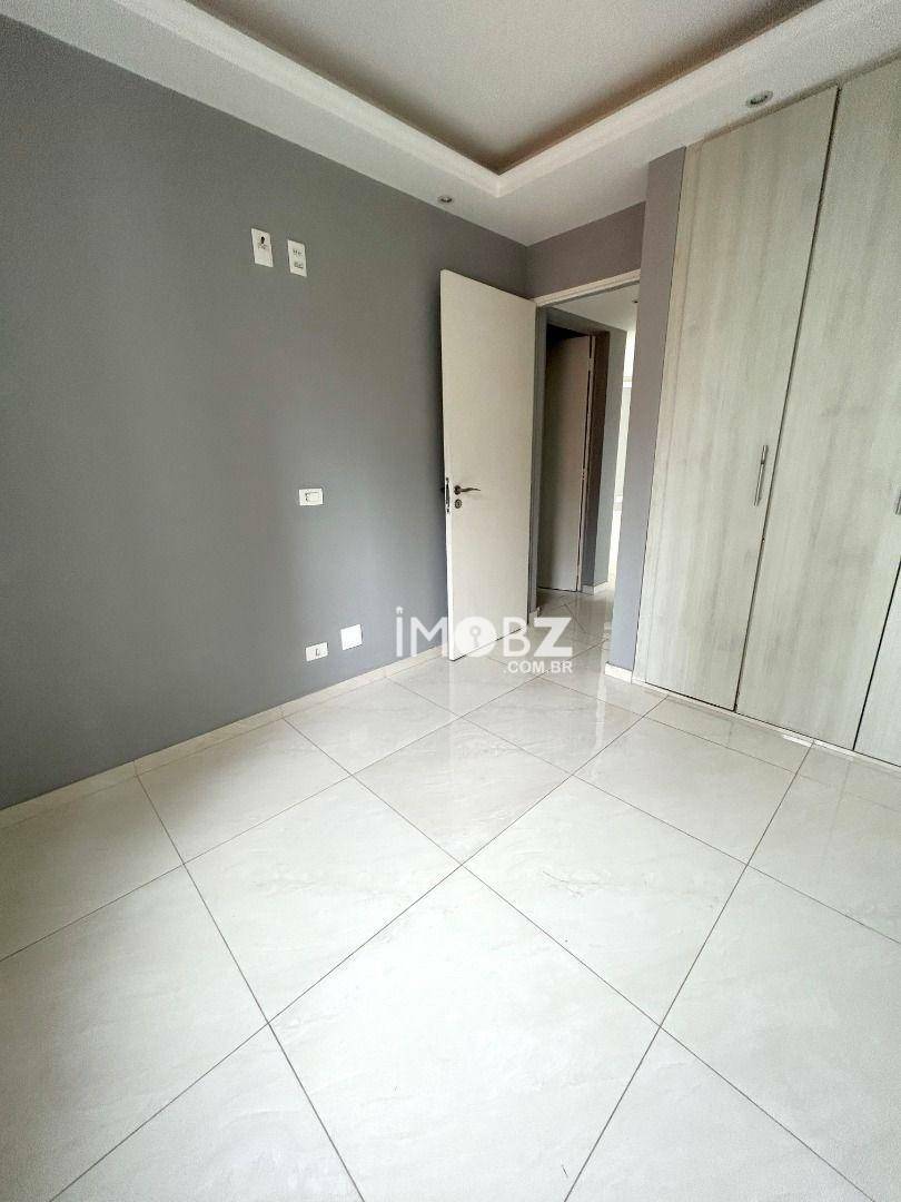 Apartamento à venda com 2 quartos, 75m² - Foto 10