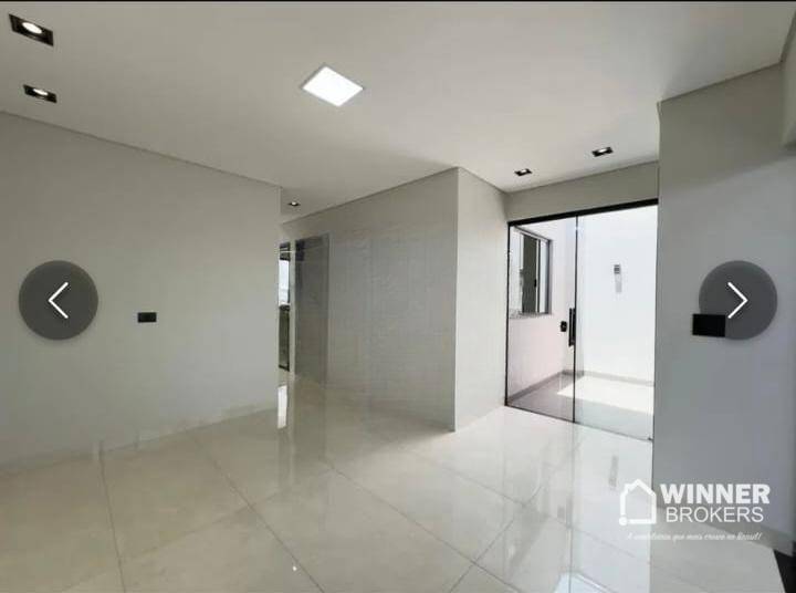 Casa para alugar com 3 quartos, 97m² - Foto 3