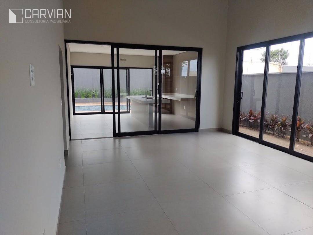 Casa de Condomínio à venda com 3 quartos, 196m² - Foto 2