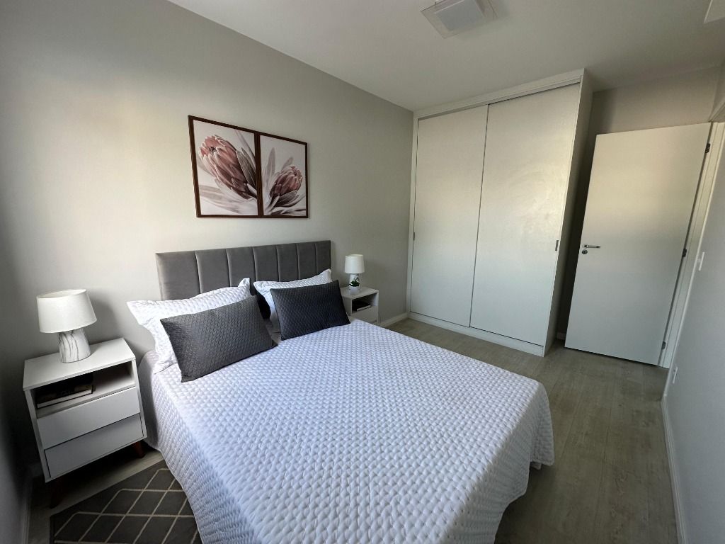 Apartamento à venda com 2 quartos, 57m² - Foto 15