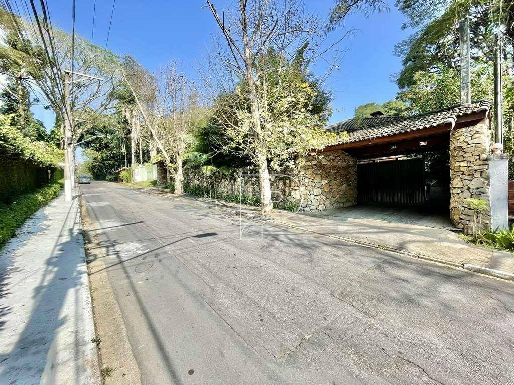 Casa à venda e aluguel com 5 quartos, 923m² - Foto 5