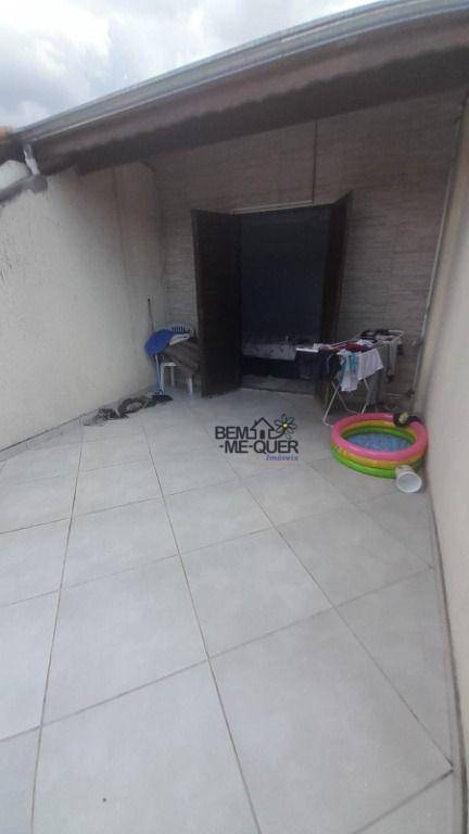 Sobrado à venda com 3 quartos, 90m² - Foto 2