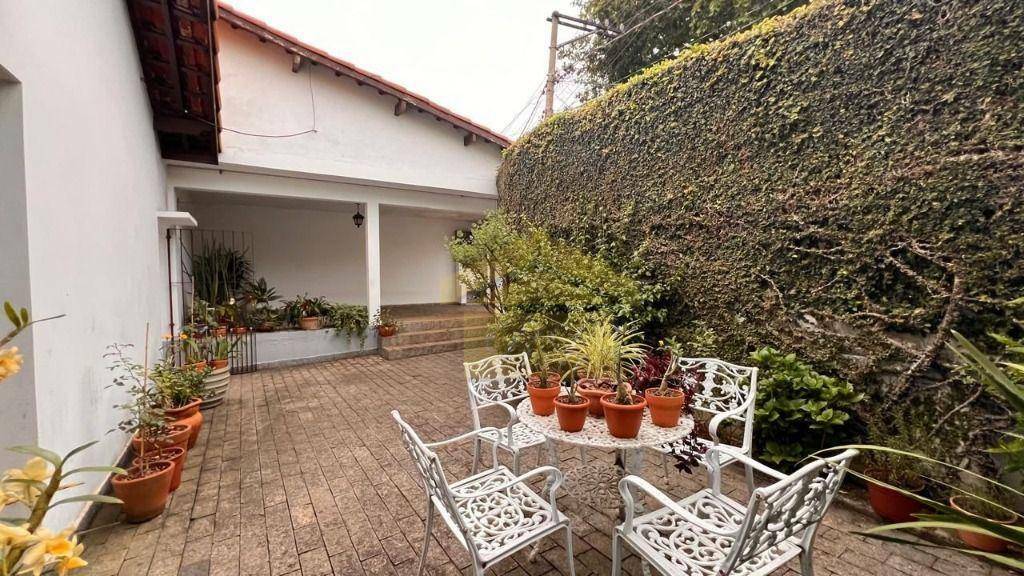 Casa à venda com 2 quartos, 100m² - Foto 3