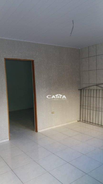Casa para alugar com 2 quartos, 40m² - Foto 3