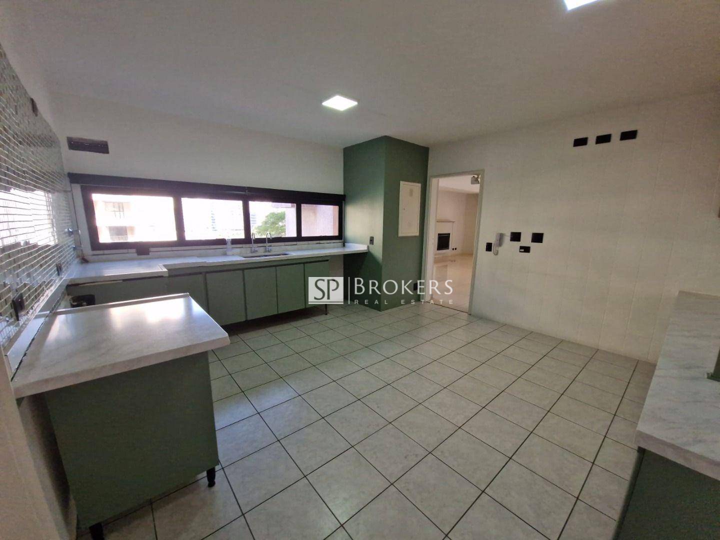 Apartamento à venda com 4 quartos, 212m² - Foto 7