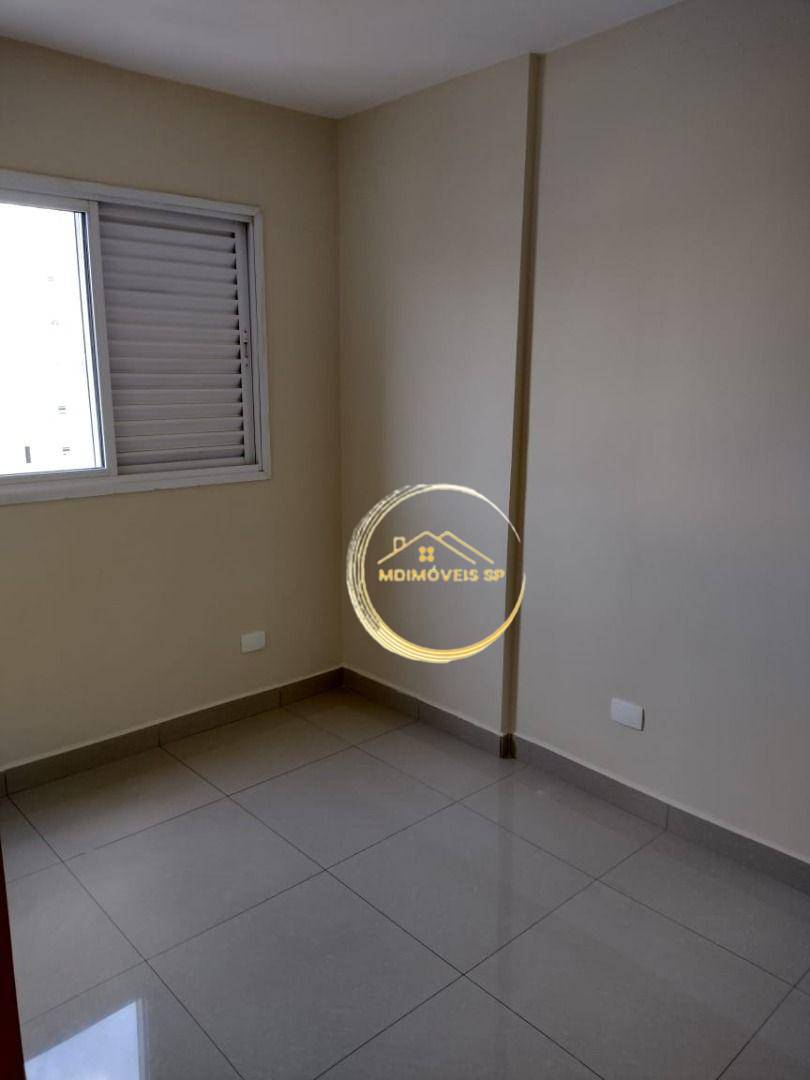 Apartamento para alugar com 3 quartos, 70m² - Foto 8