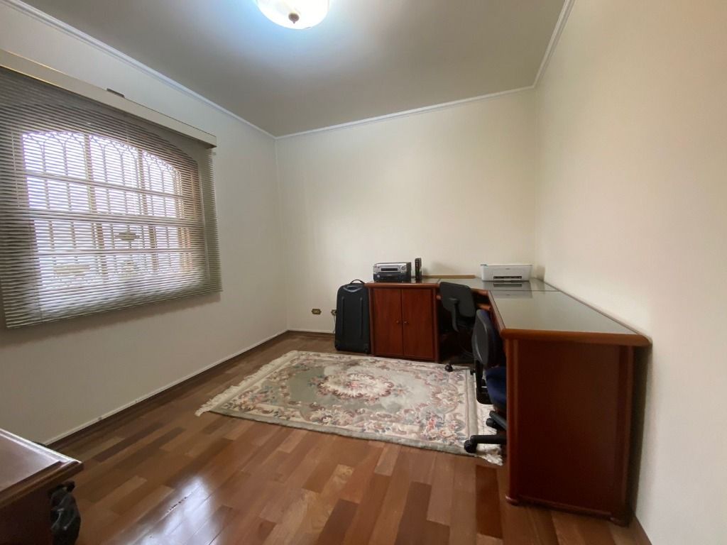 Casa à venda com 4 quartos, 260m² - Foto 32