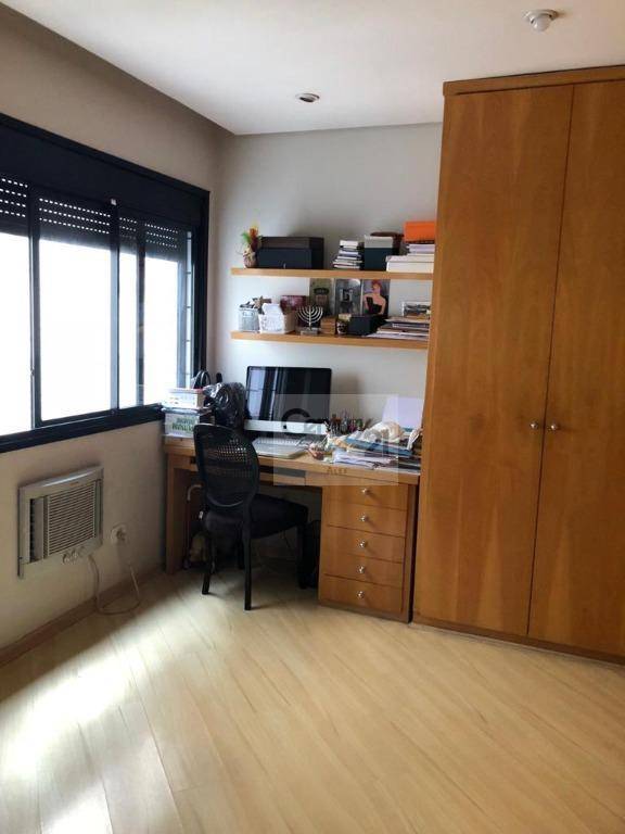 Cobertura à venda com 3 quartos, 250m² - Foto 15