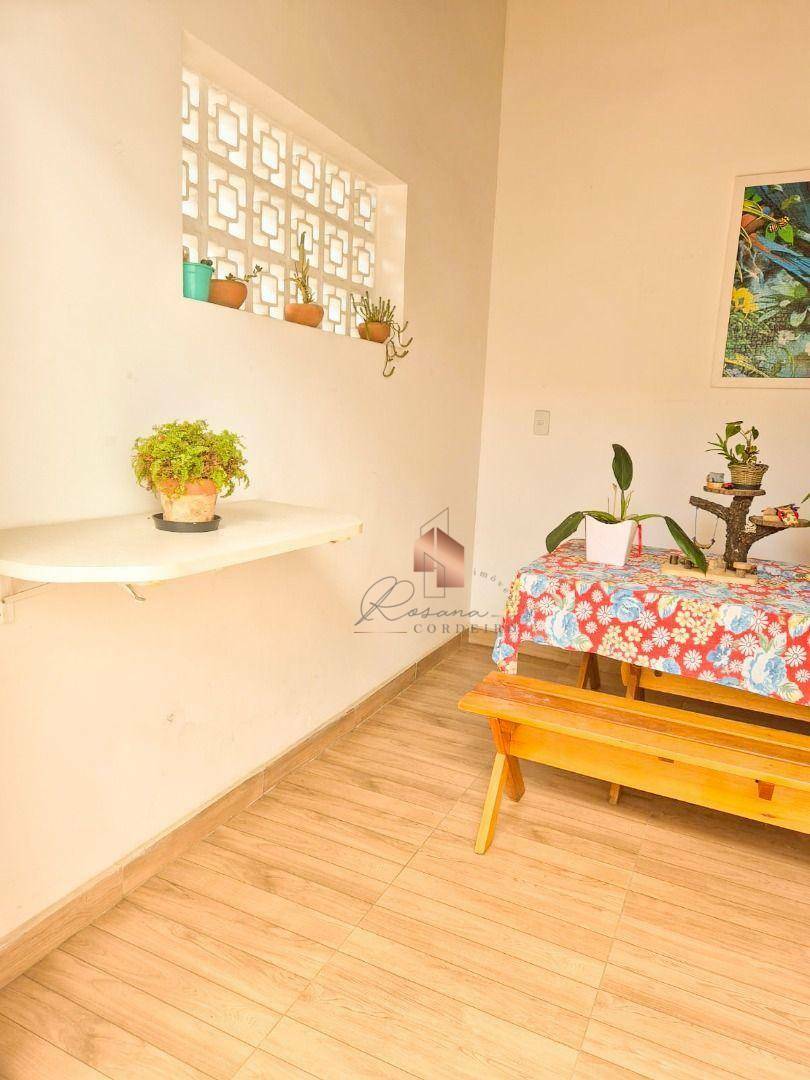Casa à venda com 3 quartos, 164m² - Foto 16