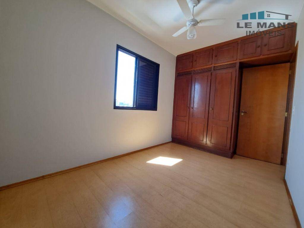 Apartamento à venda com 3 quartos, 75m² - Foto 18