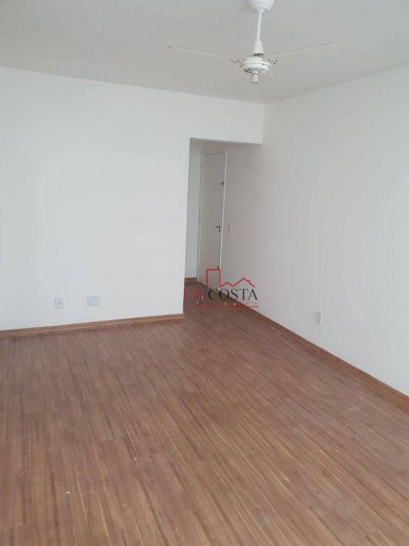 Apartamento à venda com 2 quartos, 80m² - Foto 2