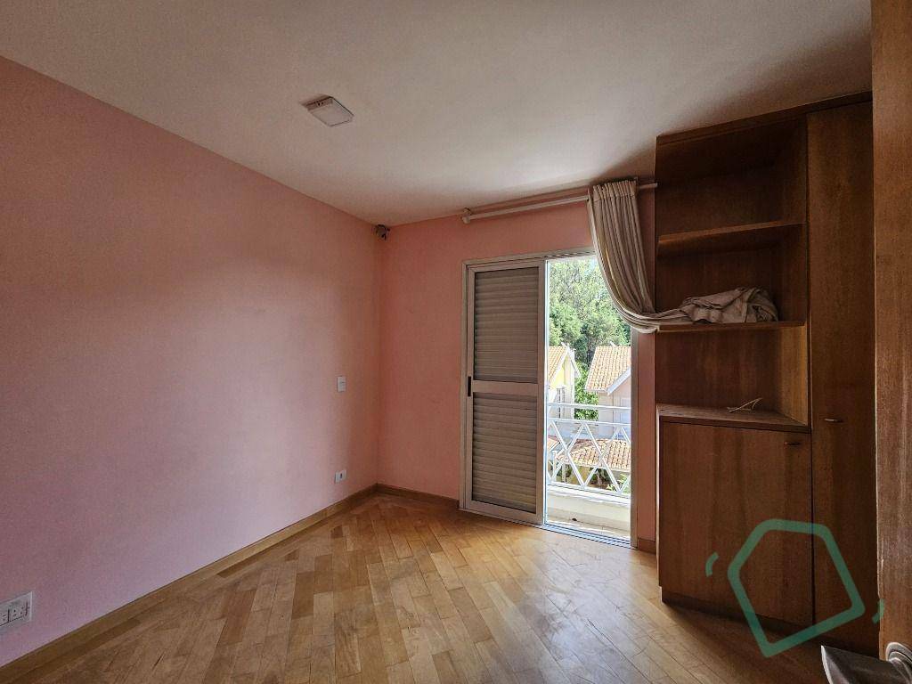 Casa de Condomínio para alugar com 3 quartos, 220m² - Foto 23