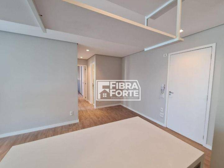 Apartamento à venda com 2 quartos, 67m² - Foto 10