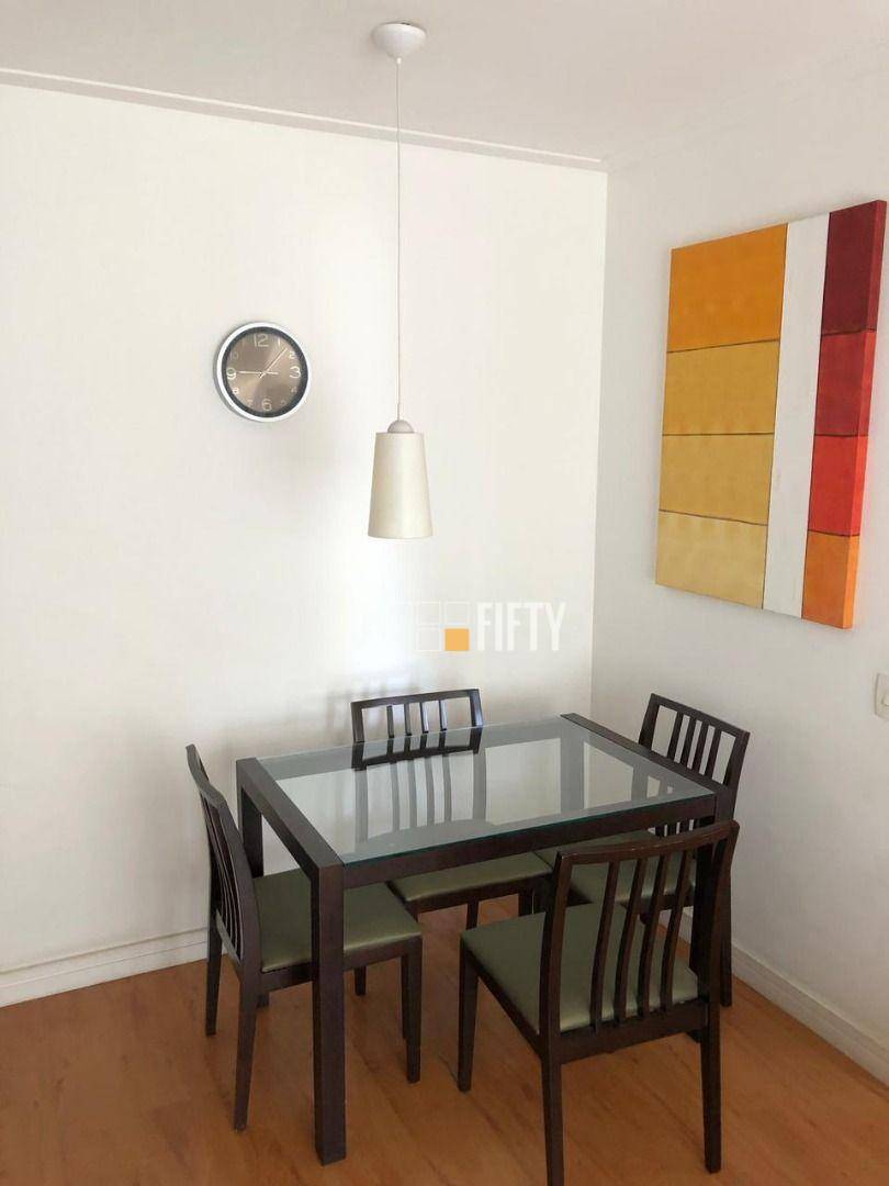 Apartamento para alugar com 1 quarto, 50m² - Foto 4