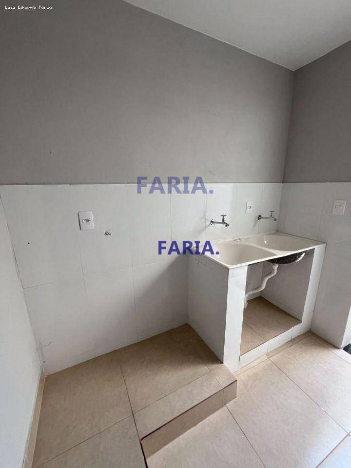 Casa à venda com 3 quartos, 155m² - Foto 17