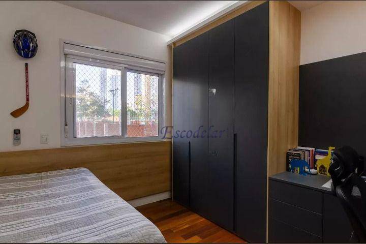 Apartamento à venda com 4 quartos, 233m² - Foto 26