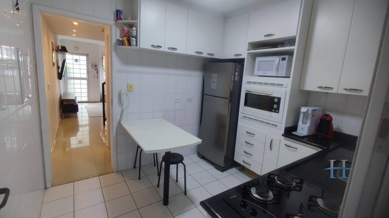 Sobrado à venda com 2 quartos, 82m² - Foto 4