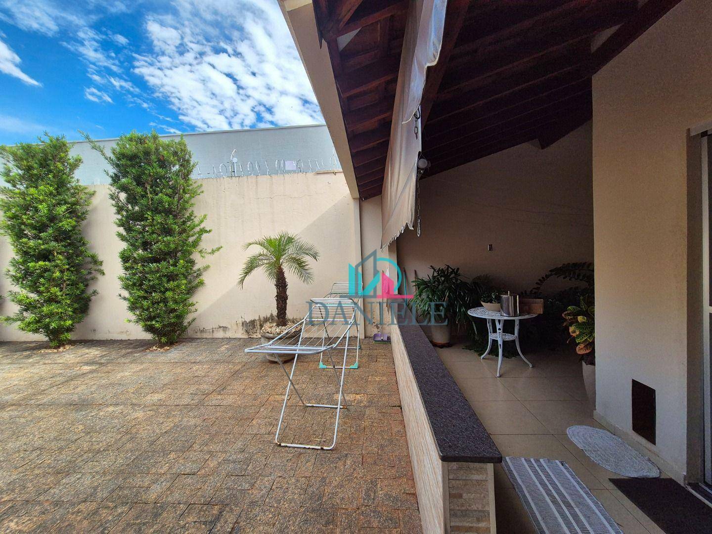 Casa à venda com 3 quartos, 120m² - Foto 19