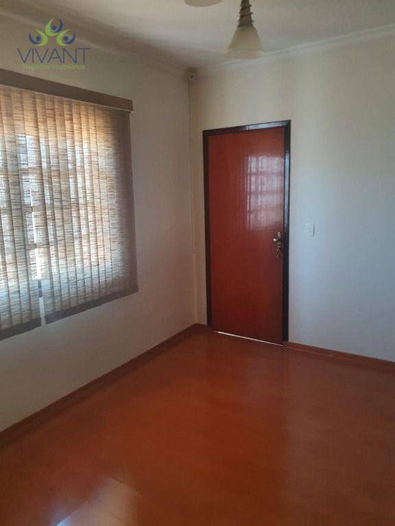 Sobrado à venda com 3 quartos, 200m² - Foto 9