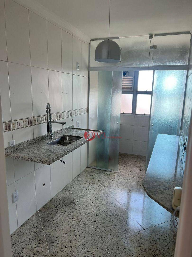 Apartamento à venda com 3 quartos, 65m² - Foto 17