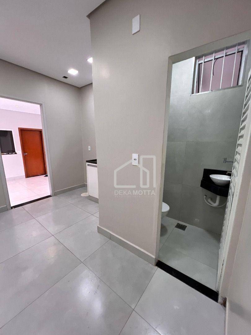 Casa à venda com 3 quartos, 240m² - Foto 6