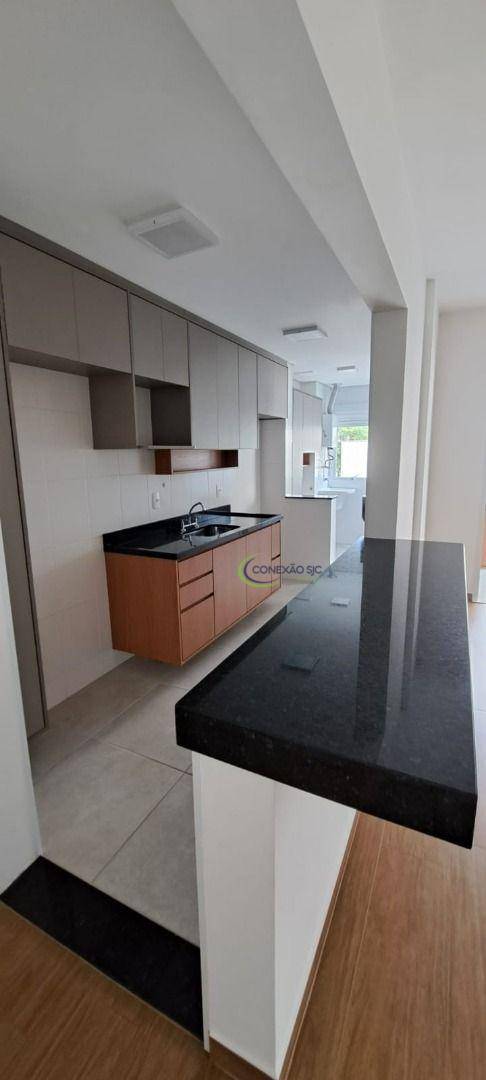 Apartamento para alugar com 3 quartos, 90m² - Foto 15