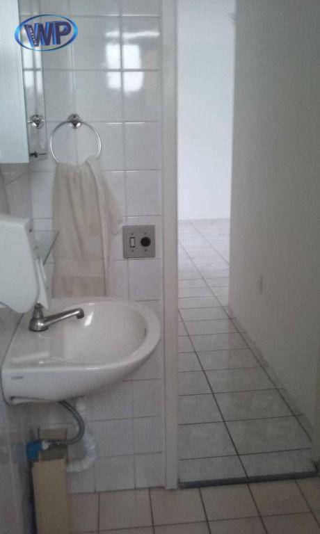 Apartamento à venda e aluguel com 2 quartos, 52m² - Foto 17