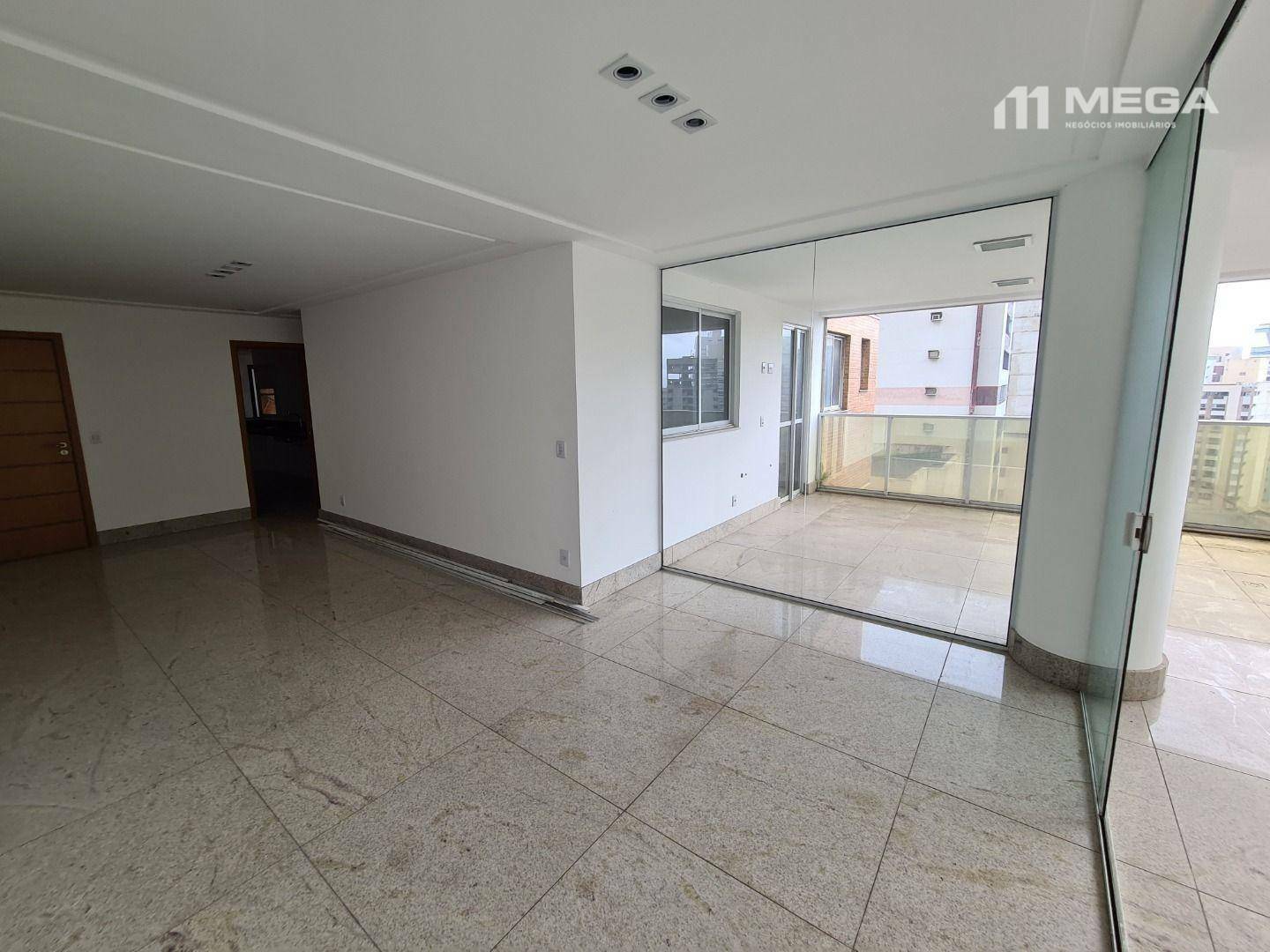 Apartamento à venda com 4 quartos, 141m² - Foto 5