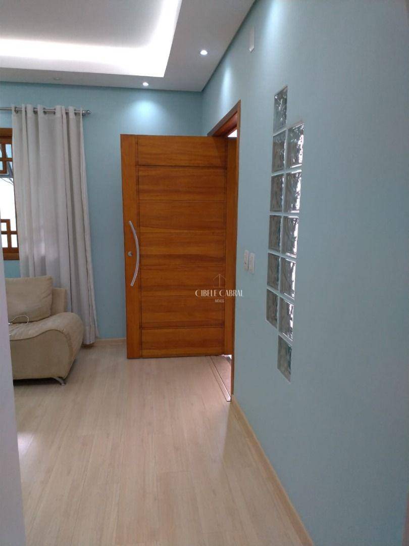 Casa à venda com 2 quartos, 70m² - Foto 5