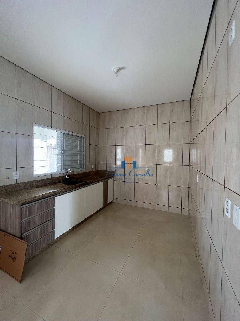 Casa à venda com 3 quartos, 131m² - Foto 6