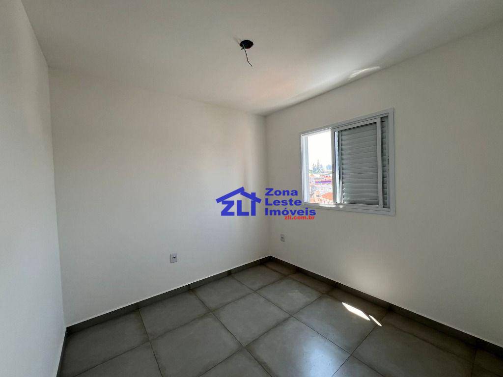 Apartamento para alugar com 2 quartos, 42m² - Foto 15