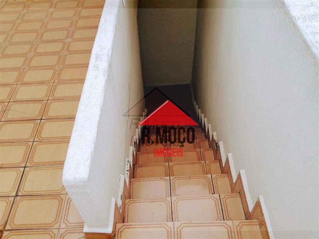 Sobrado à venda com 2 quartos, 140m² - Foto 15