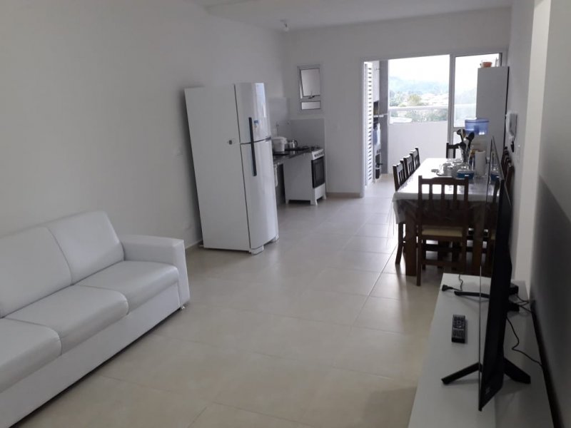 Apartamento à venda com 2 quartos, 63m² - Foto 11