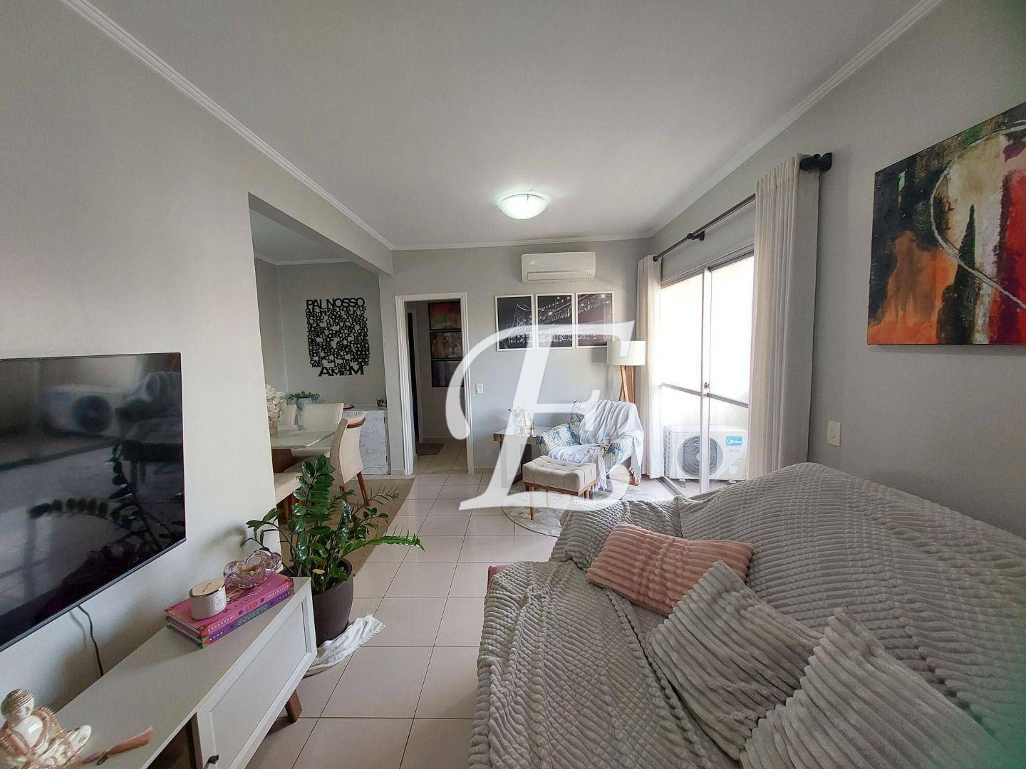 Apartamento à venda com 3 quartos, 110m² - Foto 1