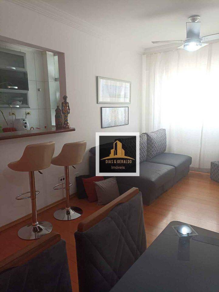 Apartamento à venda com 2 quartos, 60m² - Foto 11