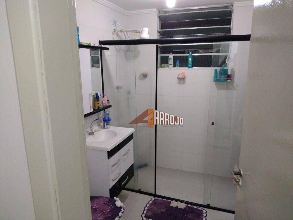 Apartamento à venda com 2 quartos, 63m² - Foto 9