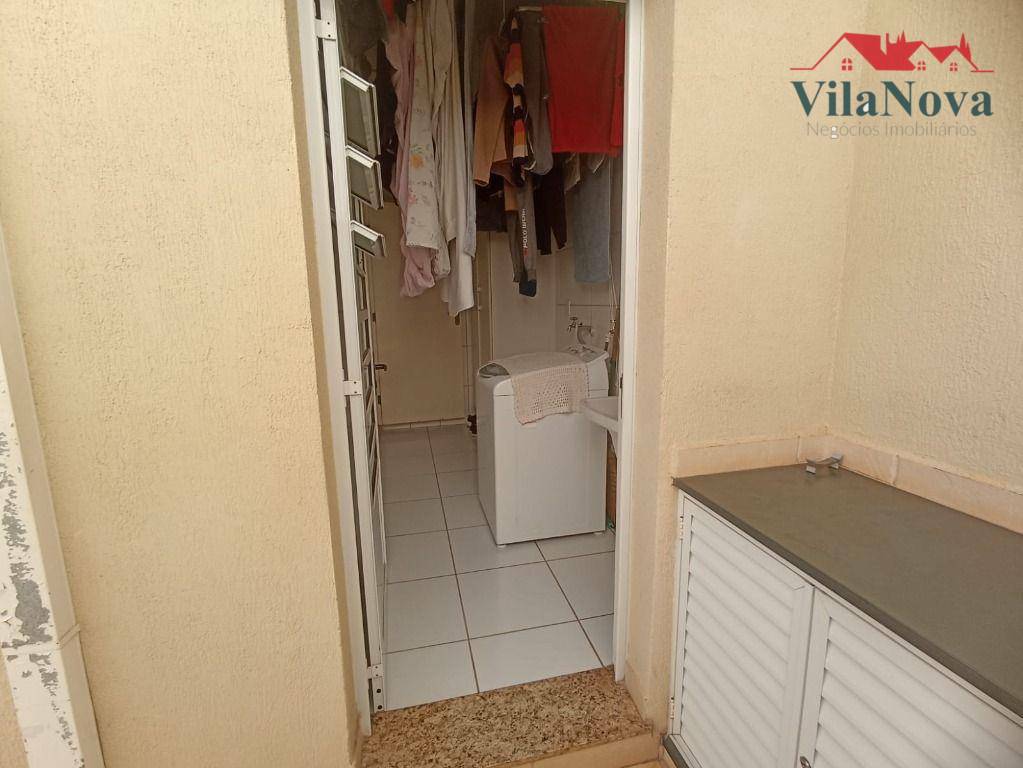 Casa de Condomínio à venda com 3 quartos, 218m² - Foto 29