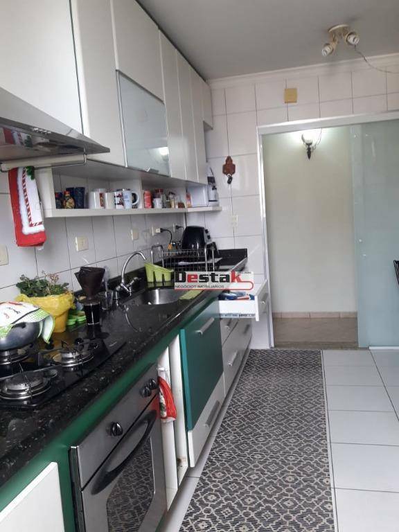 Apartamento à venda com 2 quartos, 90m² - Foto 3