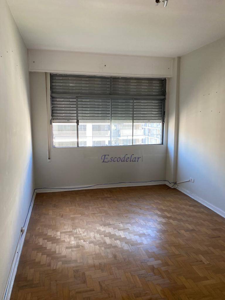 Apartamento à venda com 4 quartos, 210m² - Foto 25