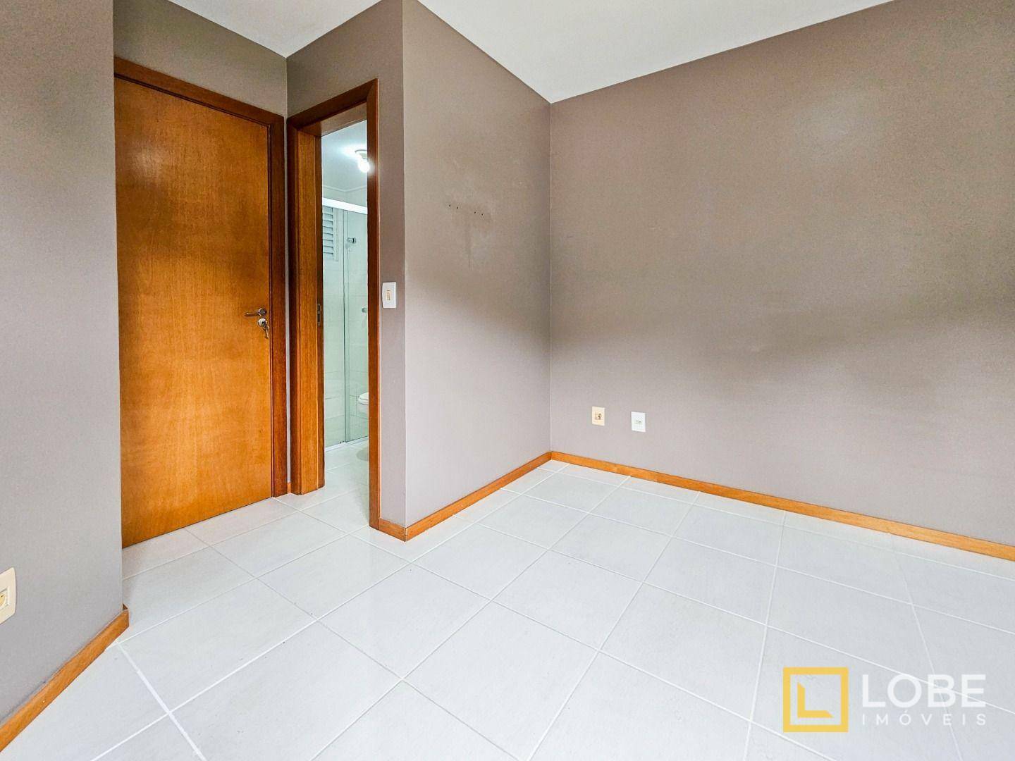 Apartamento à venda com 2 quartos, 62m² - Foto 9