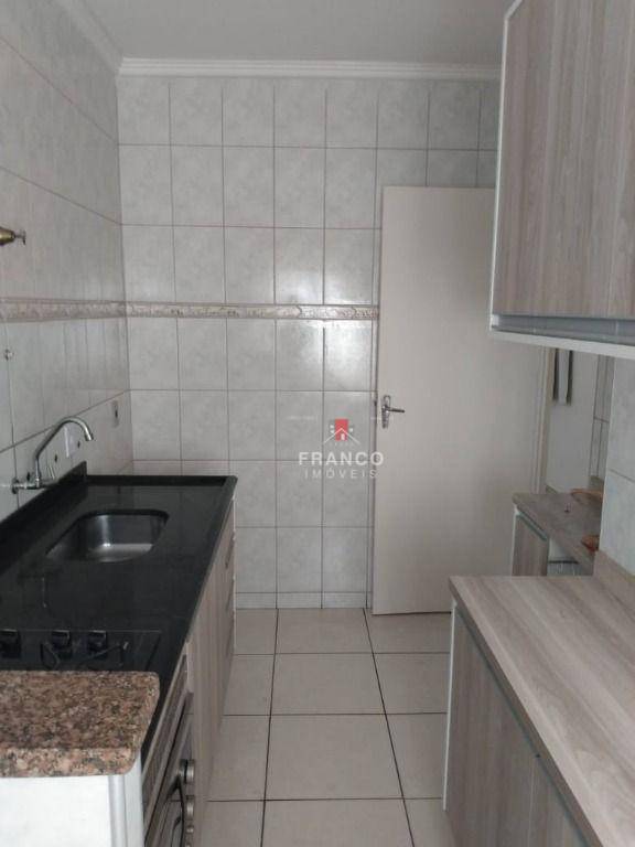 Apartamento à venda com 2 quartos, 45m² - Foto 12