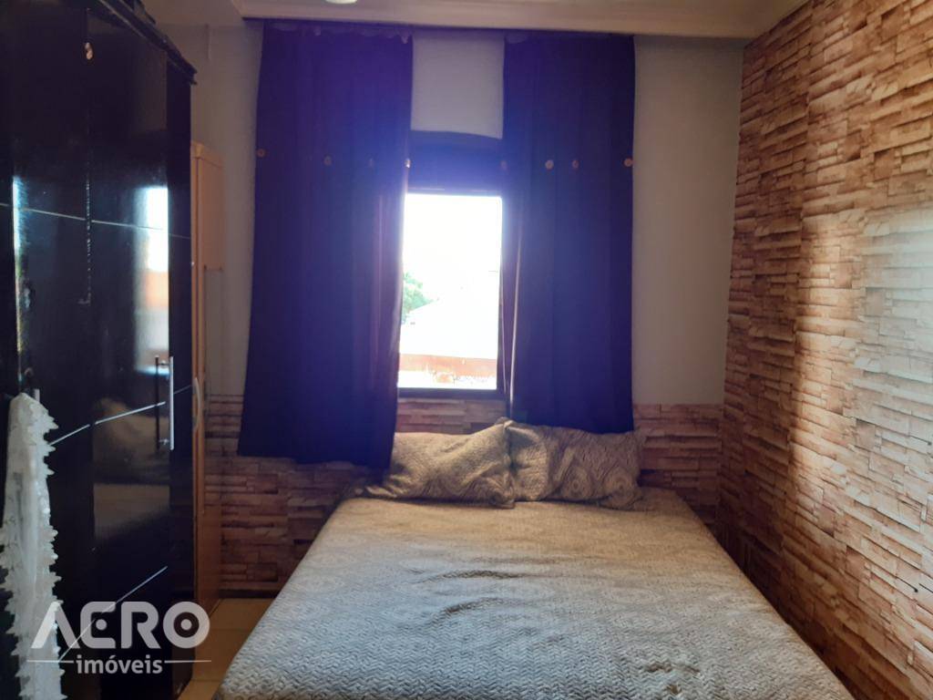 Casa à venda com 3 quartos, 297m² - Foto 6