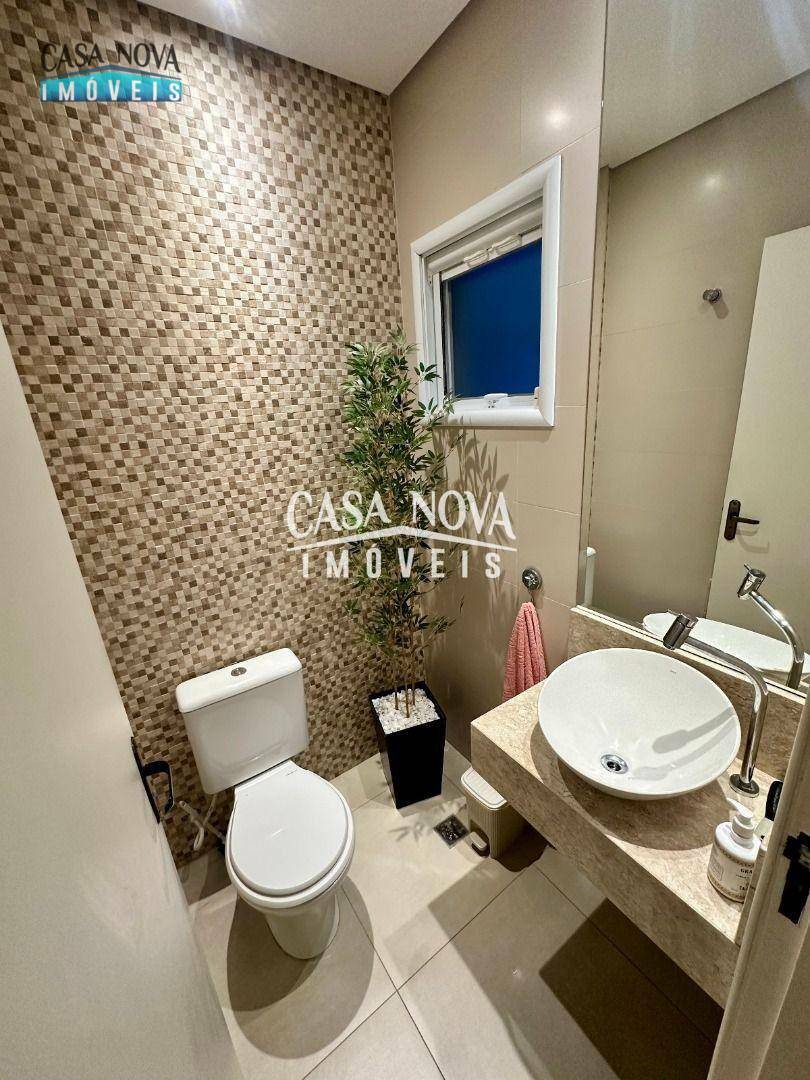 Casa de Condomínio para alugar com 3 quartos, 197m² - Foto 10