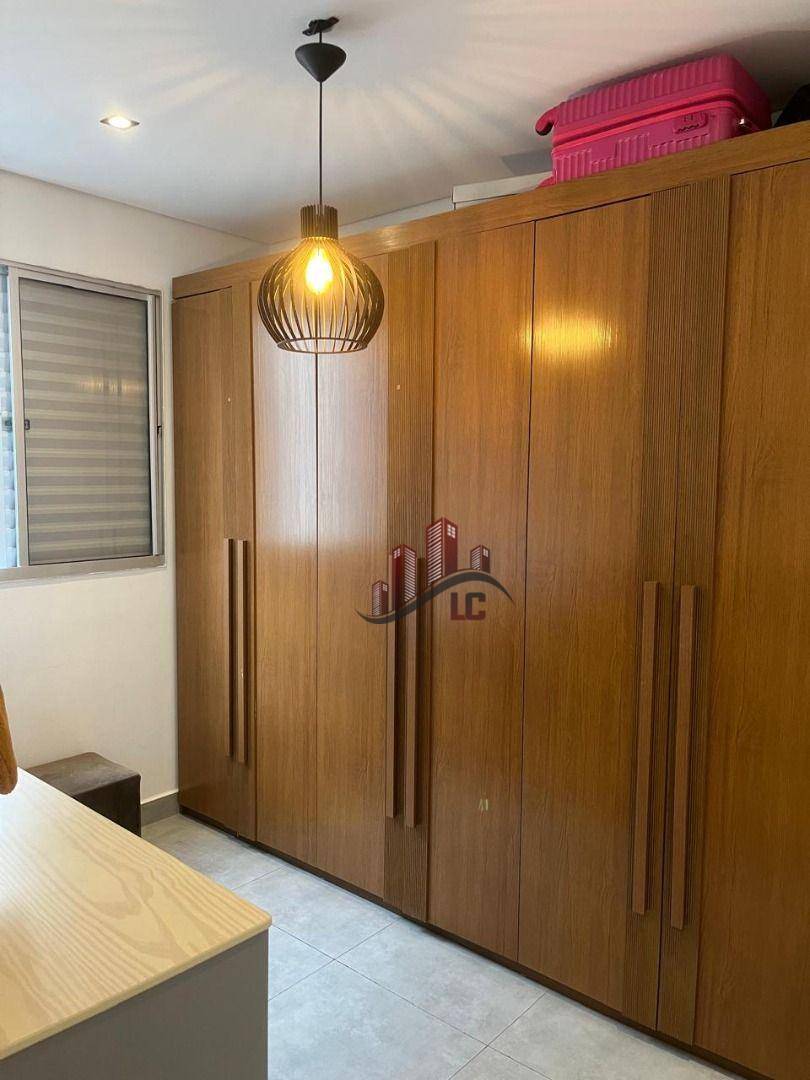 Apartamento para alugar com 2 quartos, 43m² - Foto 12