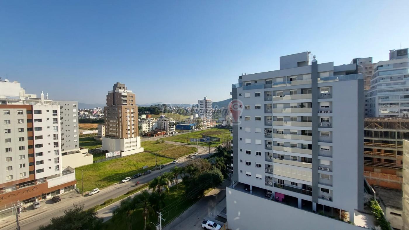 Apartamento para alugar com 3 quartos, 87m² - Foto 23