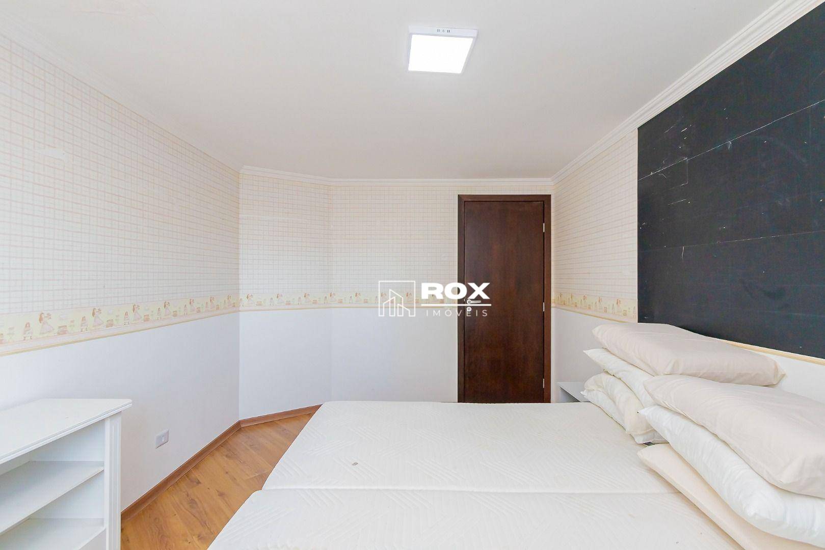 Casa para alugar com 4 quartos, 362m² - Foto 36