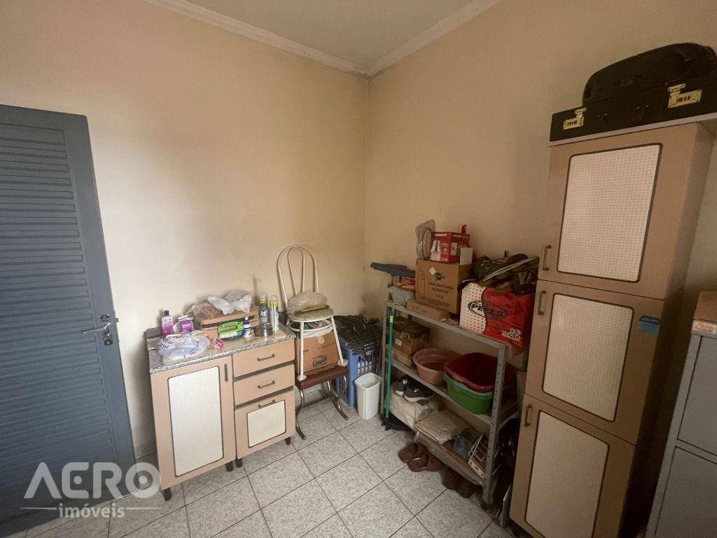 Casa à venda com 3 quartos, 161m² - Foto 32