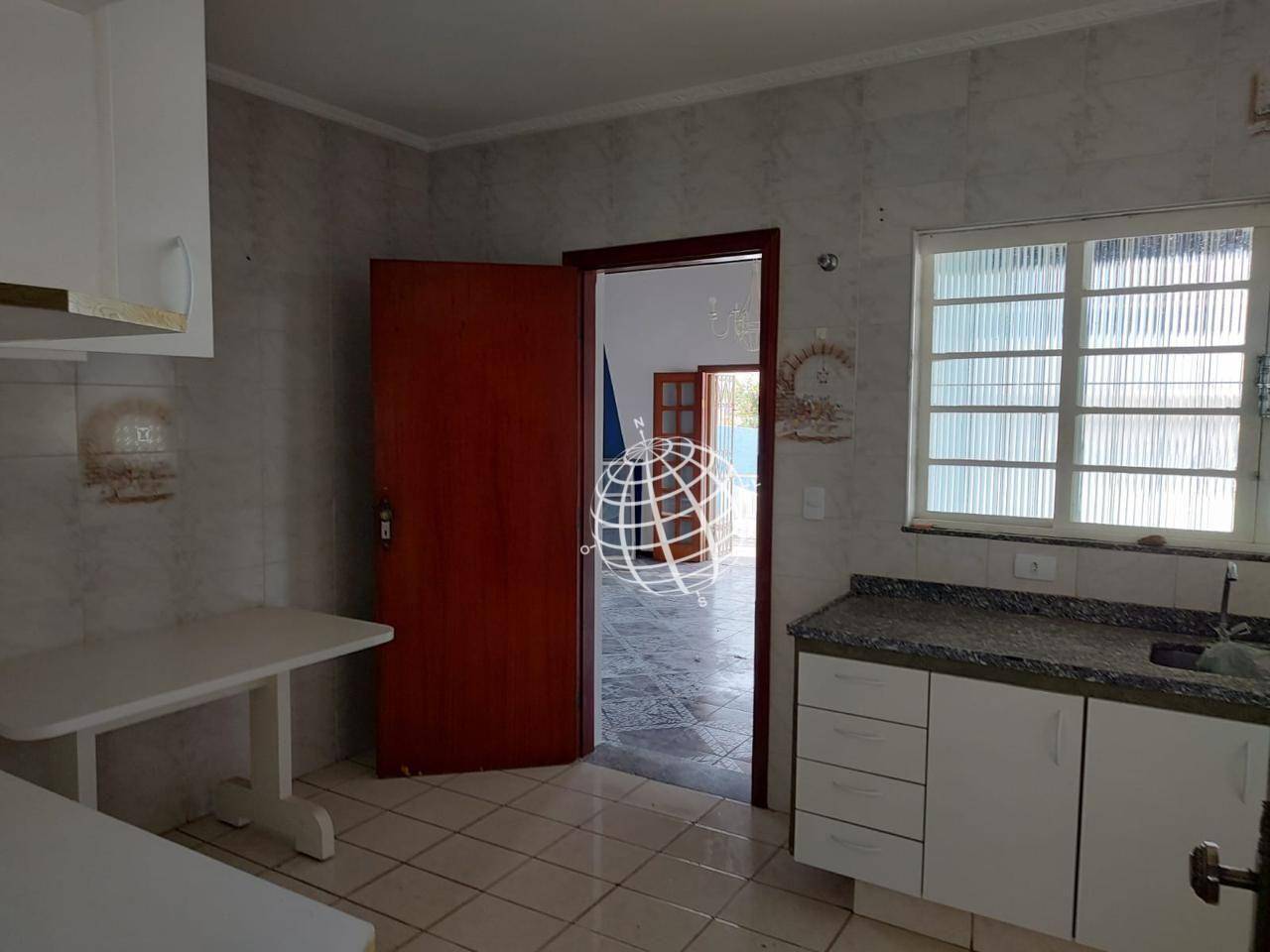 Casa à venda com 3 quartos, 360m² - Foto 11