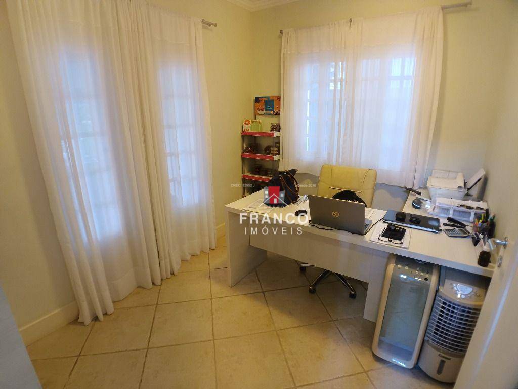 Casa de Condomínio à venda com 3 quartos, 220m² - Foto 21